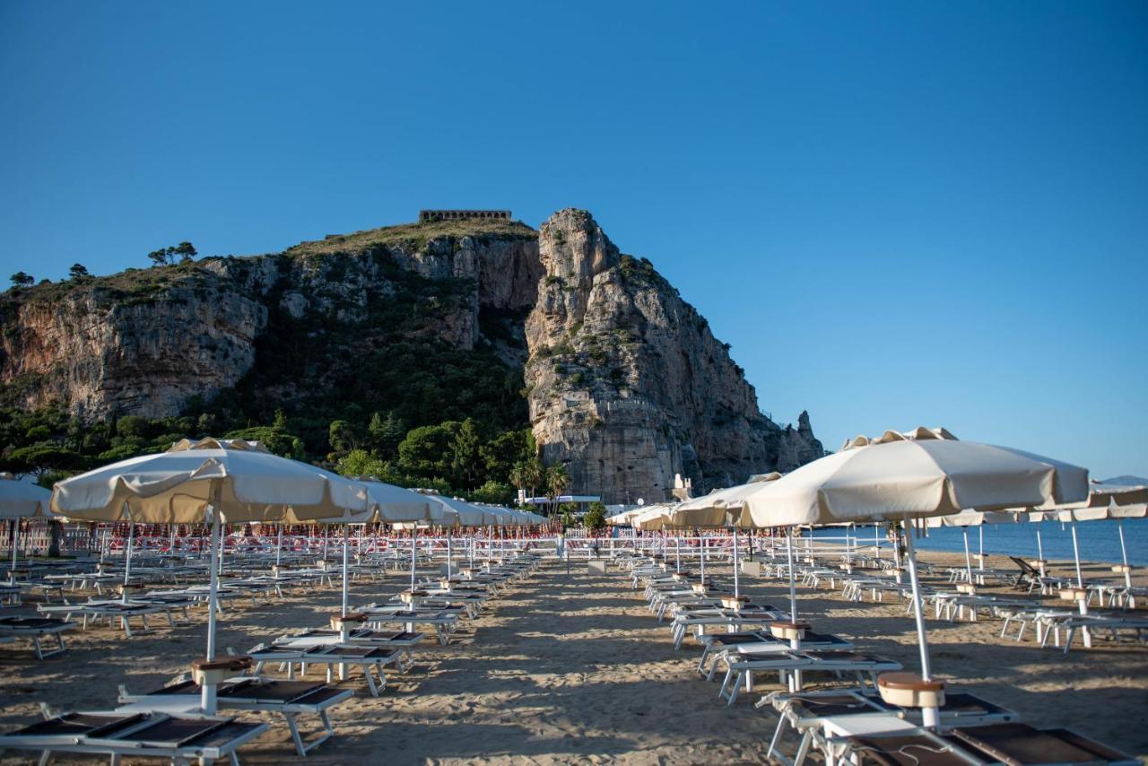 La Librata Boutique Hotel Терачина Екстериор снимка